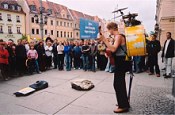 one man band - buskerbus